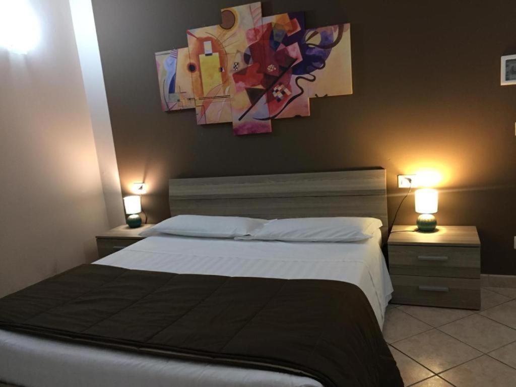 Appartamento Ded 2 Only Sleep Bagno Privato Parma Esterno foto