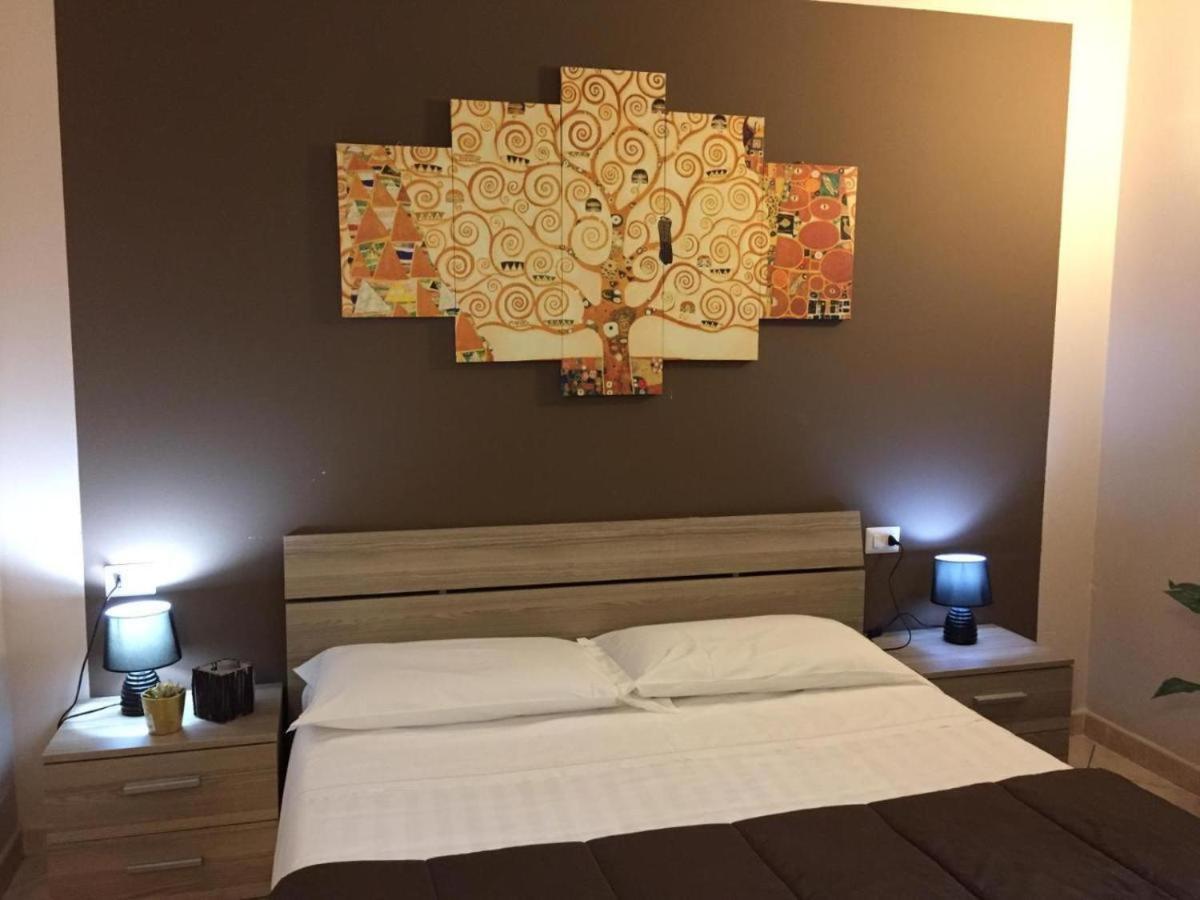 Appartamento Ded 2 Only Sleep Bagno Privato Parma Esterno foto